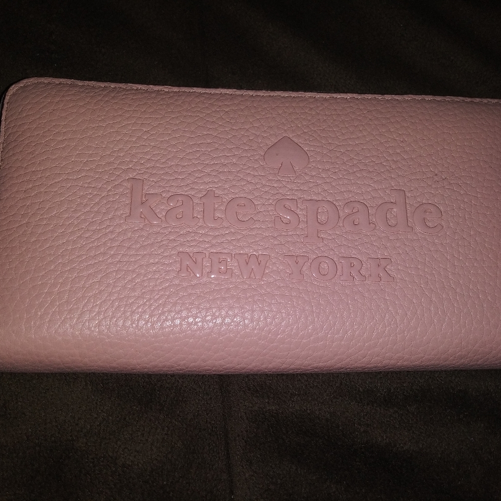 Kate Spade Larchmont Avenue Neda Leather Wallet